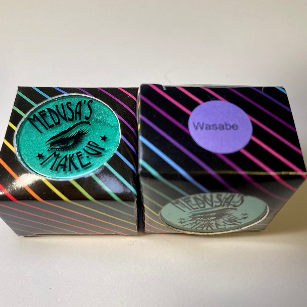 Medusa’s Makeup eye dust pigment